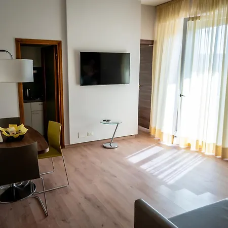 Апарт-отель Porta Al Prato 4*