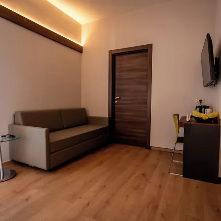 Porta Al Prato 4* Флоренция