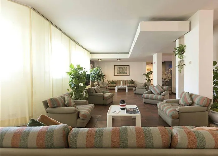 포르타 알 프라토 아파트호텔 4*